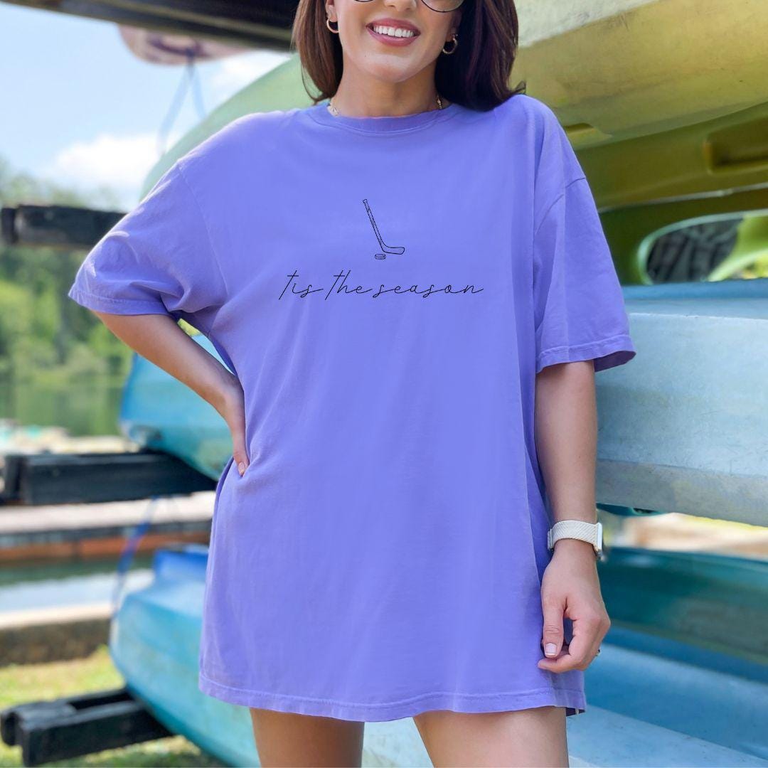 Tis The Season Hockey Shirt, Gift For Hockey Mom, Comfort Colors Hockey T-Shirt
